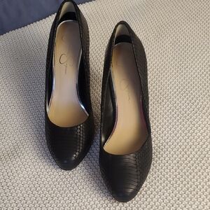 Jessica Simpson Black Textured Pointed-Toe Pumps
